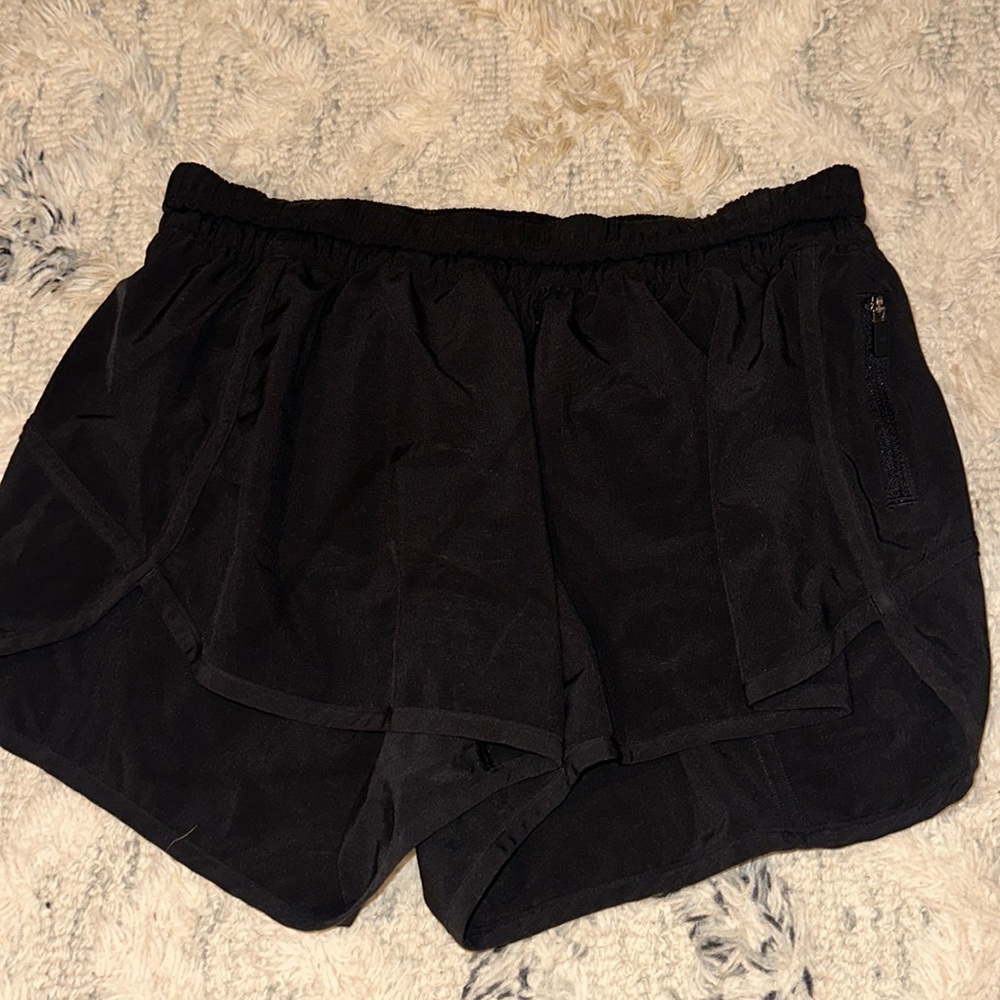 Lulu Lemon Hotty Hot Shorts